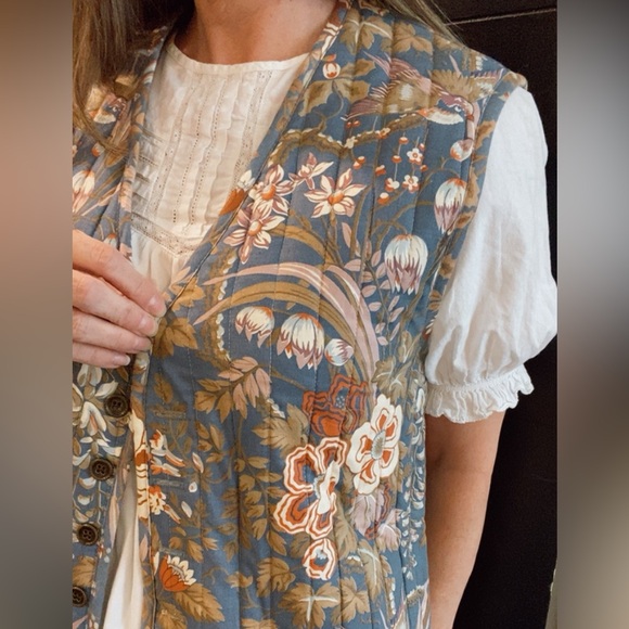 Vintage 70s quilted vest - Picture 3 of 8